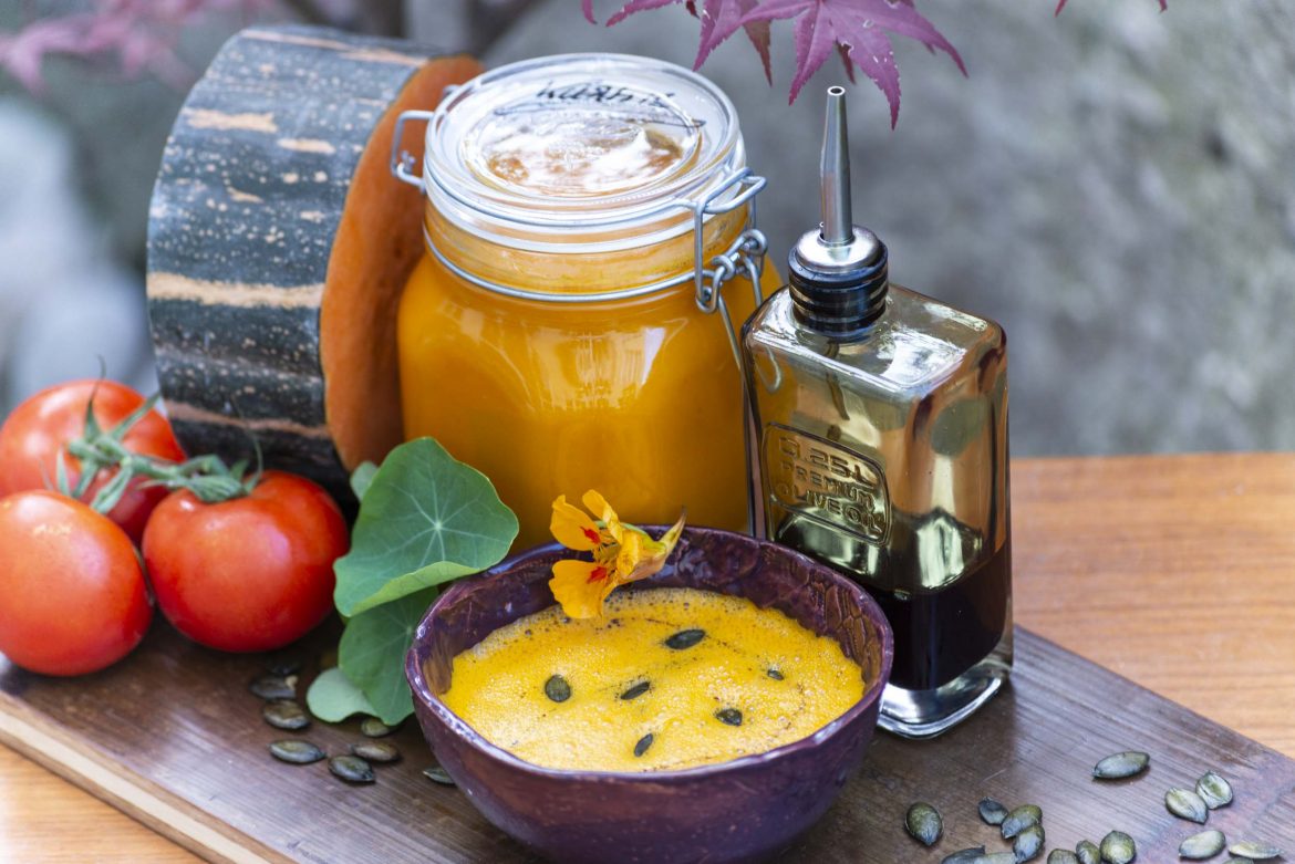 Essen Lieben – Kürbis-Tomatensuppe Essen Lieben - Kürbis-Tomatensuppe